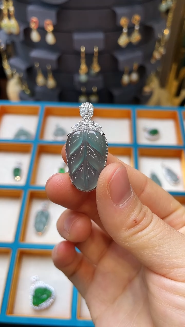 【闪购商品】翡翠耳饰银S925镶嵌翡翠叶子