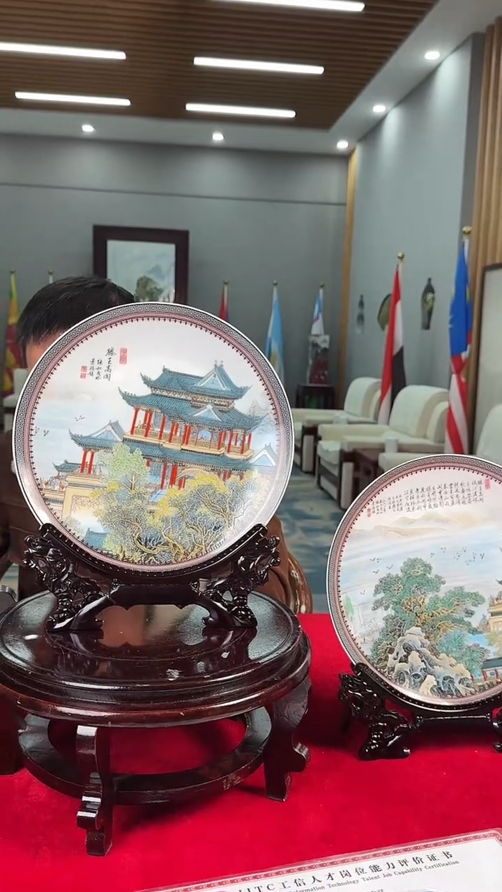 摆件瓷景德镇陶瓷景德镇陶瓷