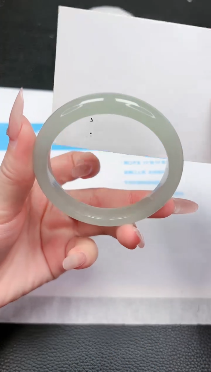 【闪购商品】石英质玉手镯未镶嵌561-56