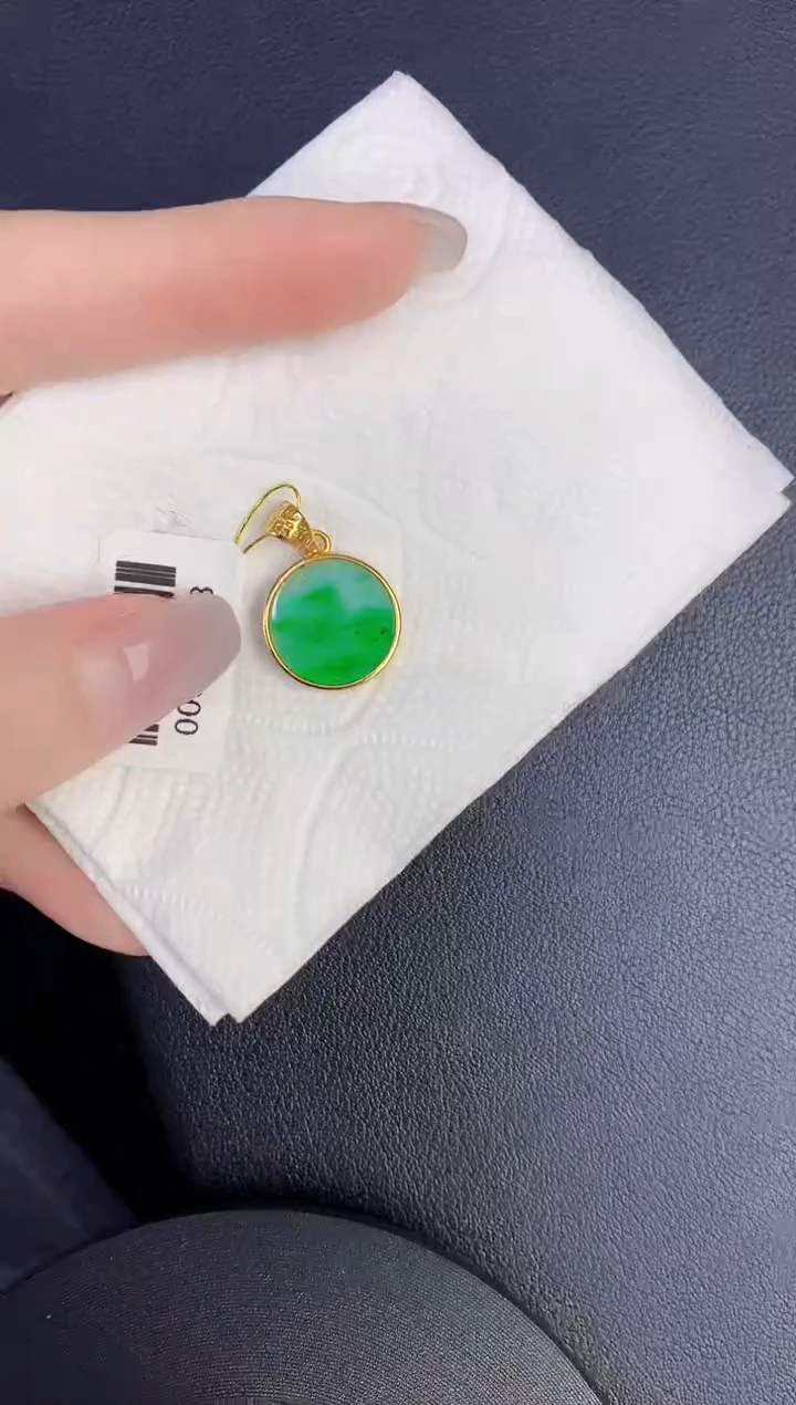 颈饰未镶嵌翡翠缅甸天然翡翠A货