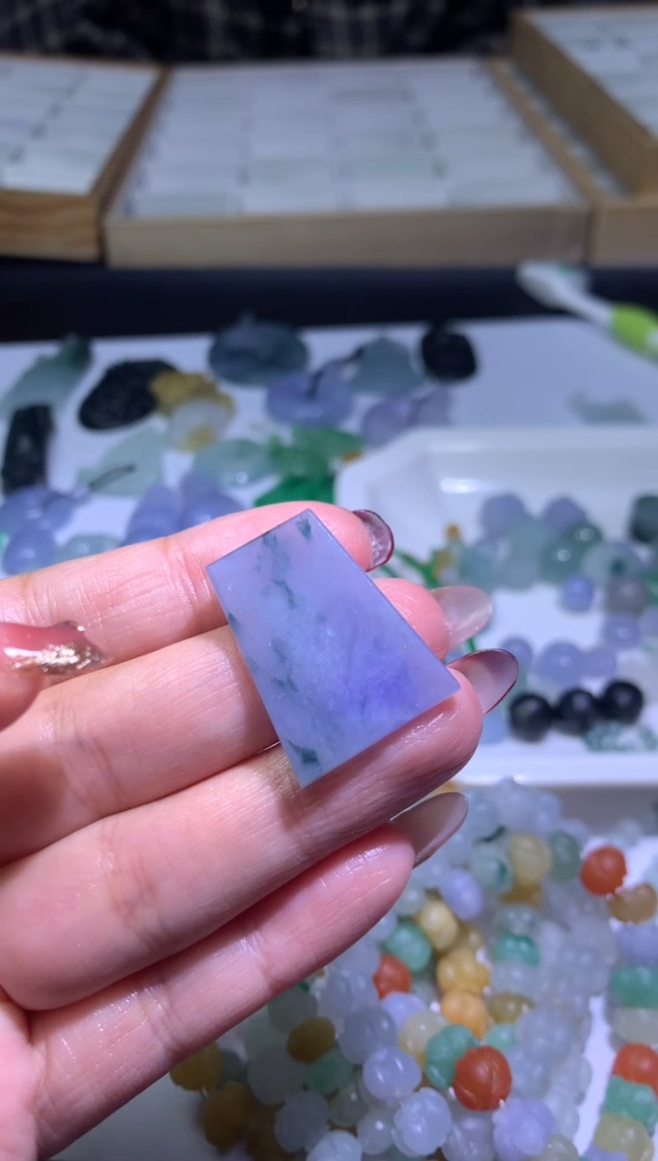 【闪购商品】定制翡翠未镶嵌毛货