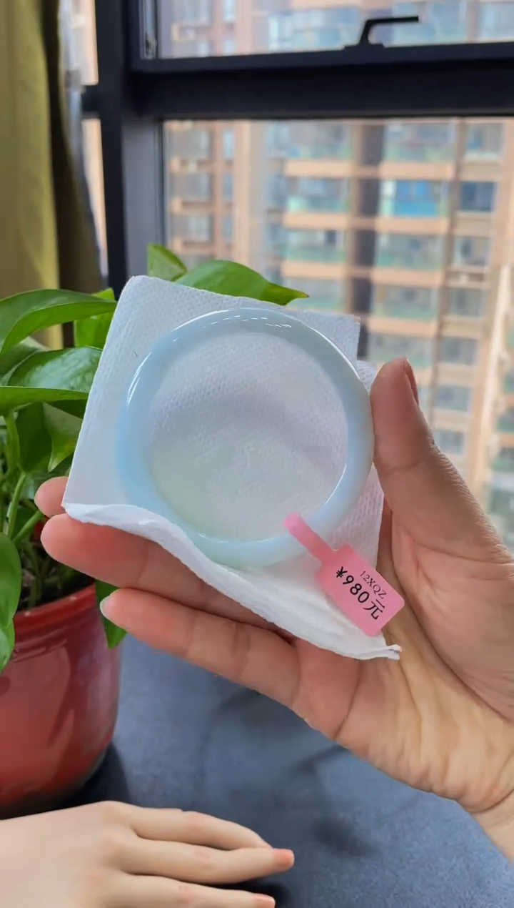 【闪购商品】翡翠手镯未镶嵌028手镯61.9