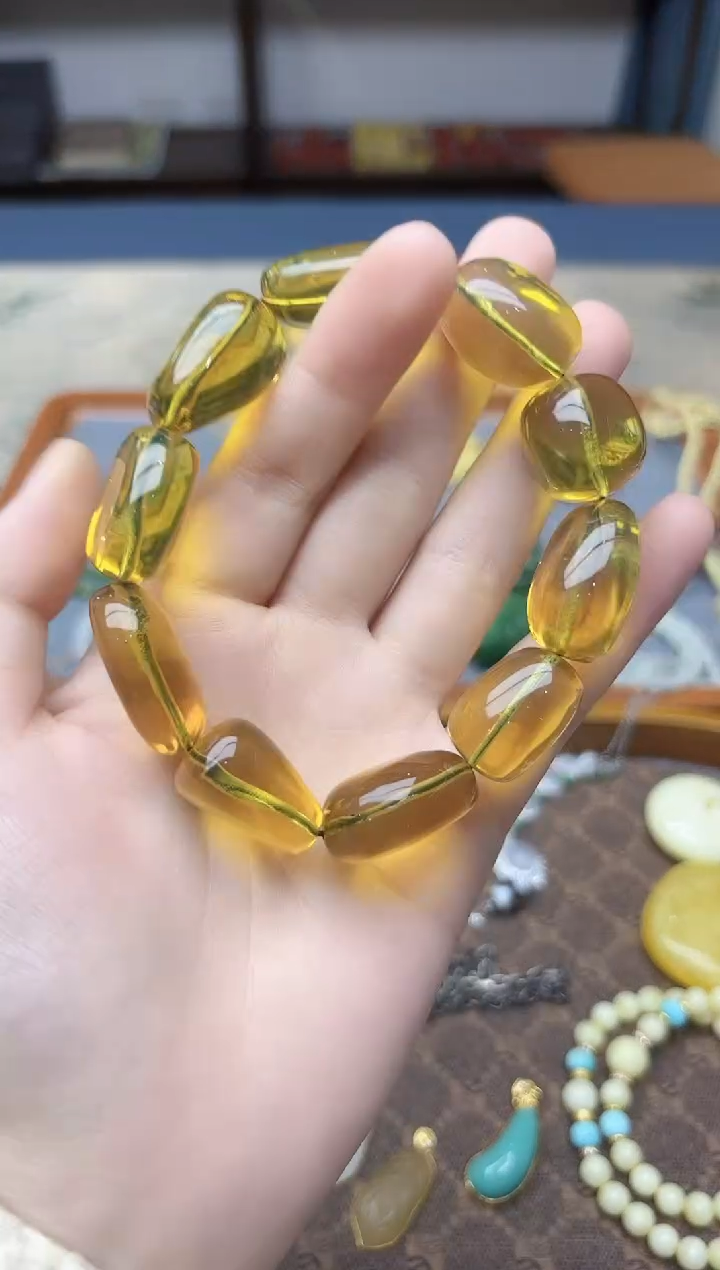 裸石蜜蜡未镶嵌D****g蜜蜡随型手串YN