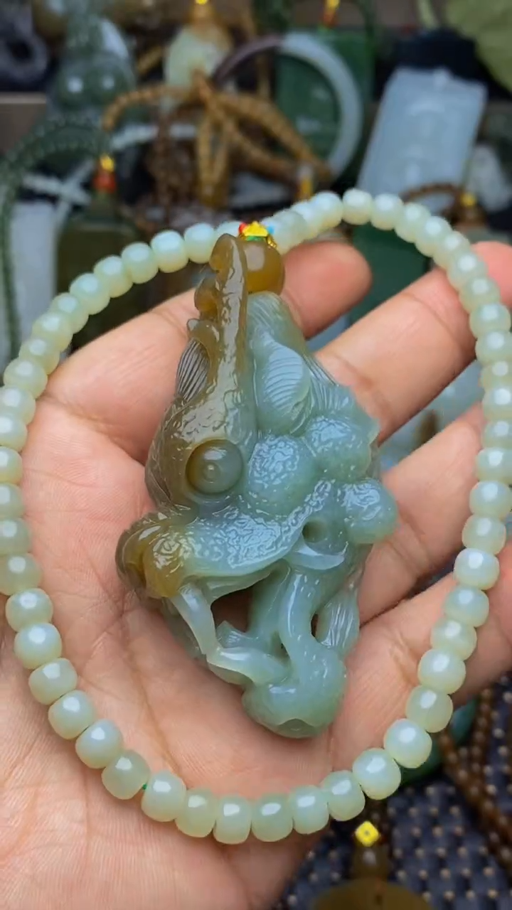 未镶嵌和田玉挂件1