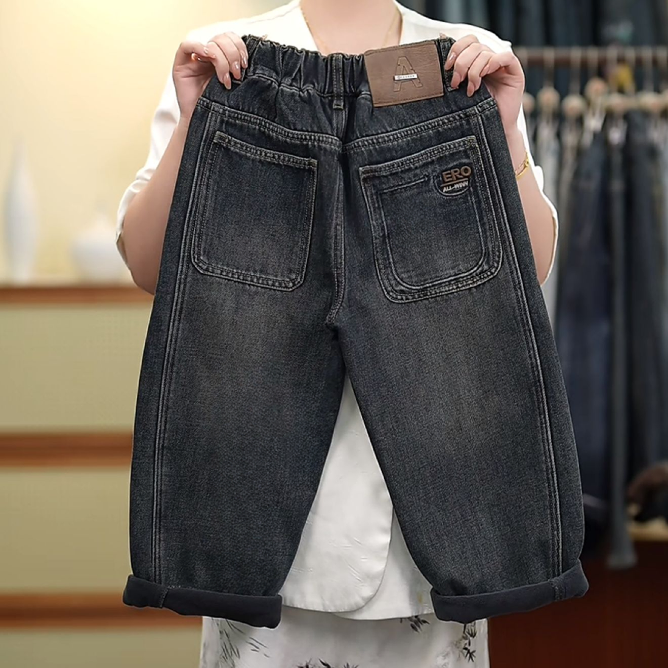 男童加绒裤子一体绒软牛仔裤2025新款儿童潮帅气时髦炸街秋冬长裤