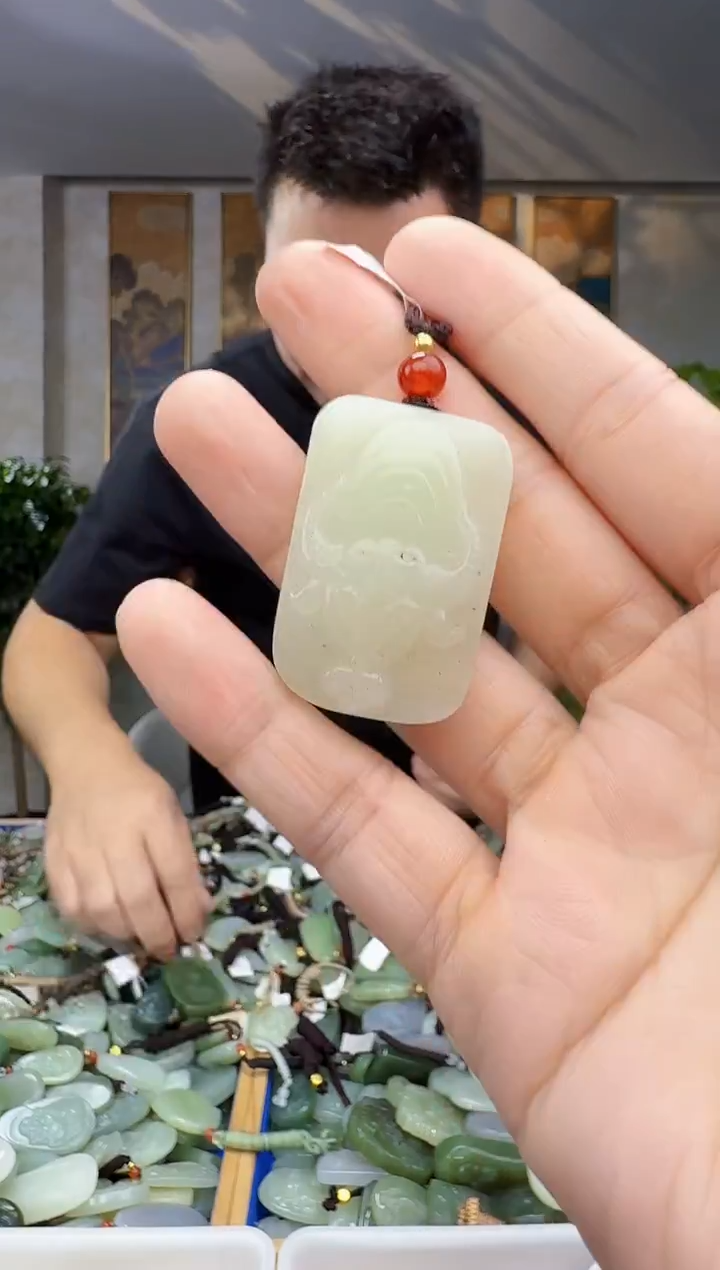 未镶嵌和田玉挂件拍一发一