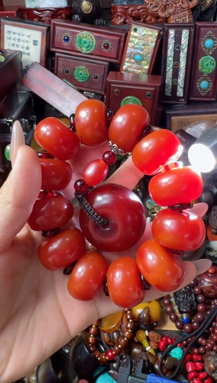 【闪购商品】蜜蜡裸石未镶嵌主播推荐：一物一拍，讲解为准！