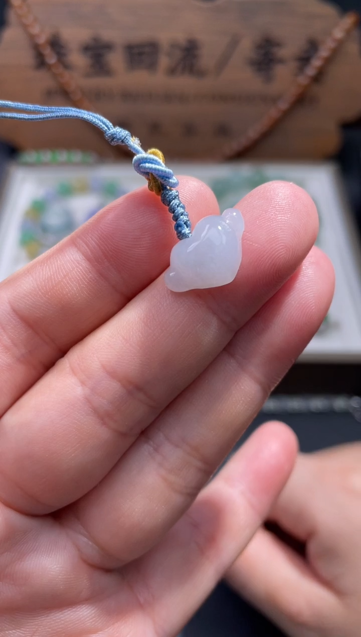 【闪购商品】翡翠颈饰未镶嵌3...........