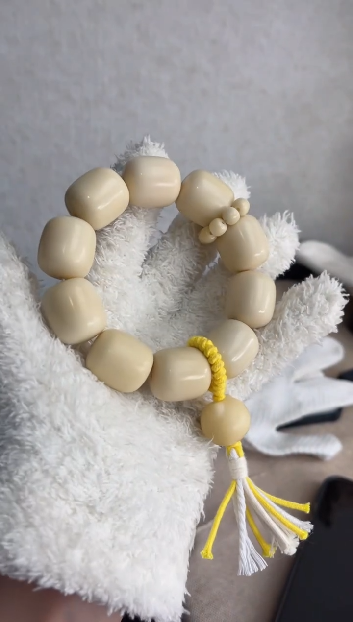 【闪购商品】菩提根/象牙果手串象牙果年糕+猫头20*23mmc83