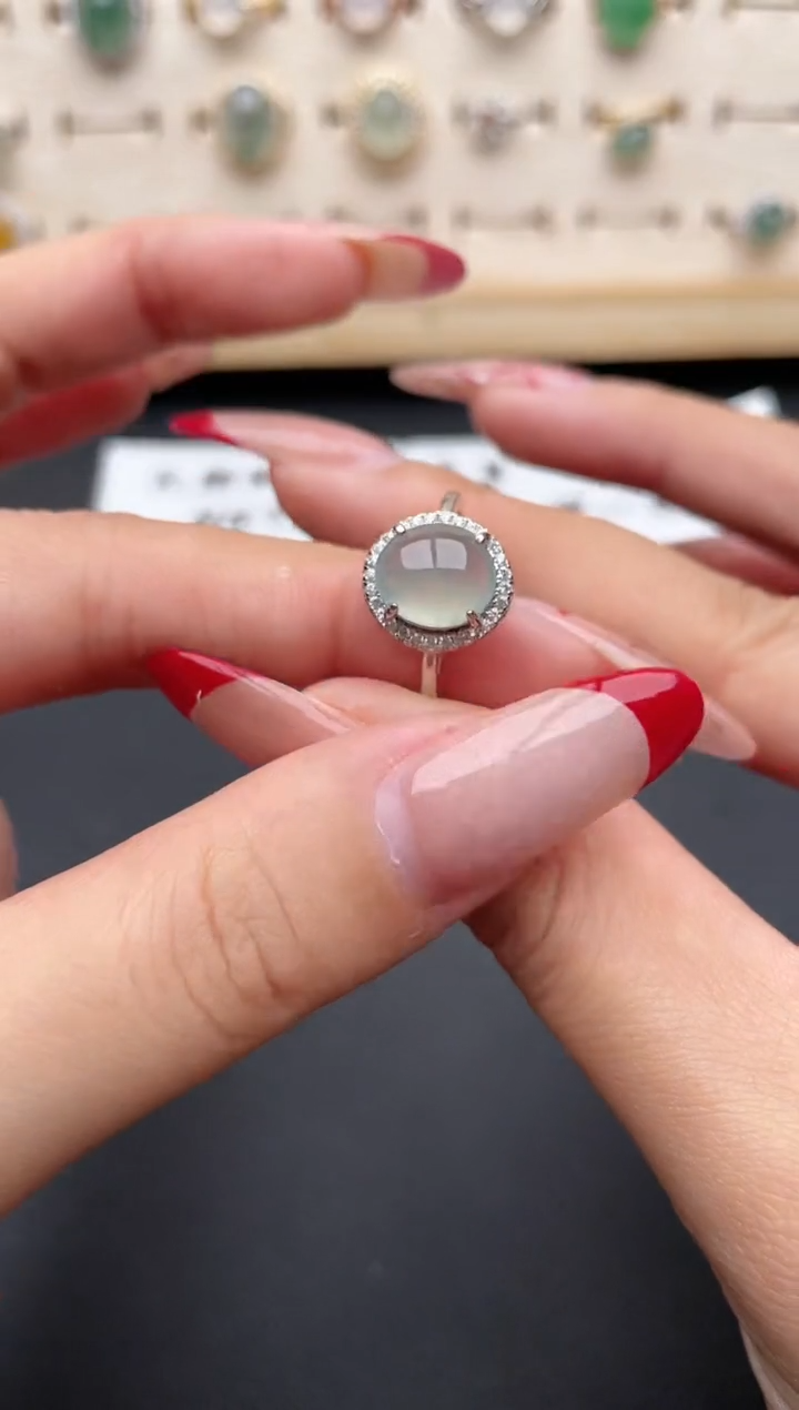 【闪购商品】翡翠戒指银S925镶嵌一物一证一礼盒