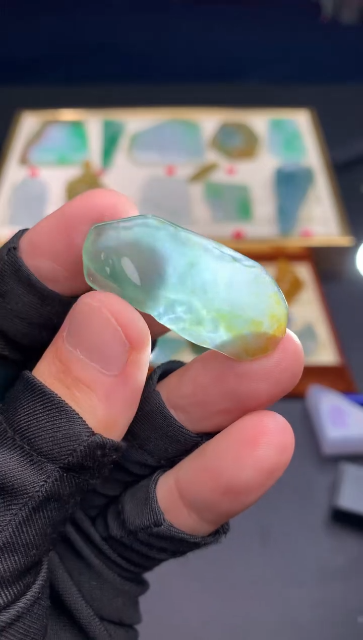 定制翡翠未镶嵌天然翡翠裸石 