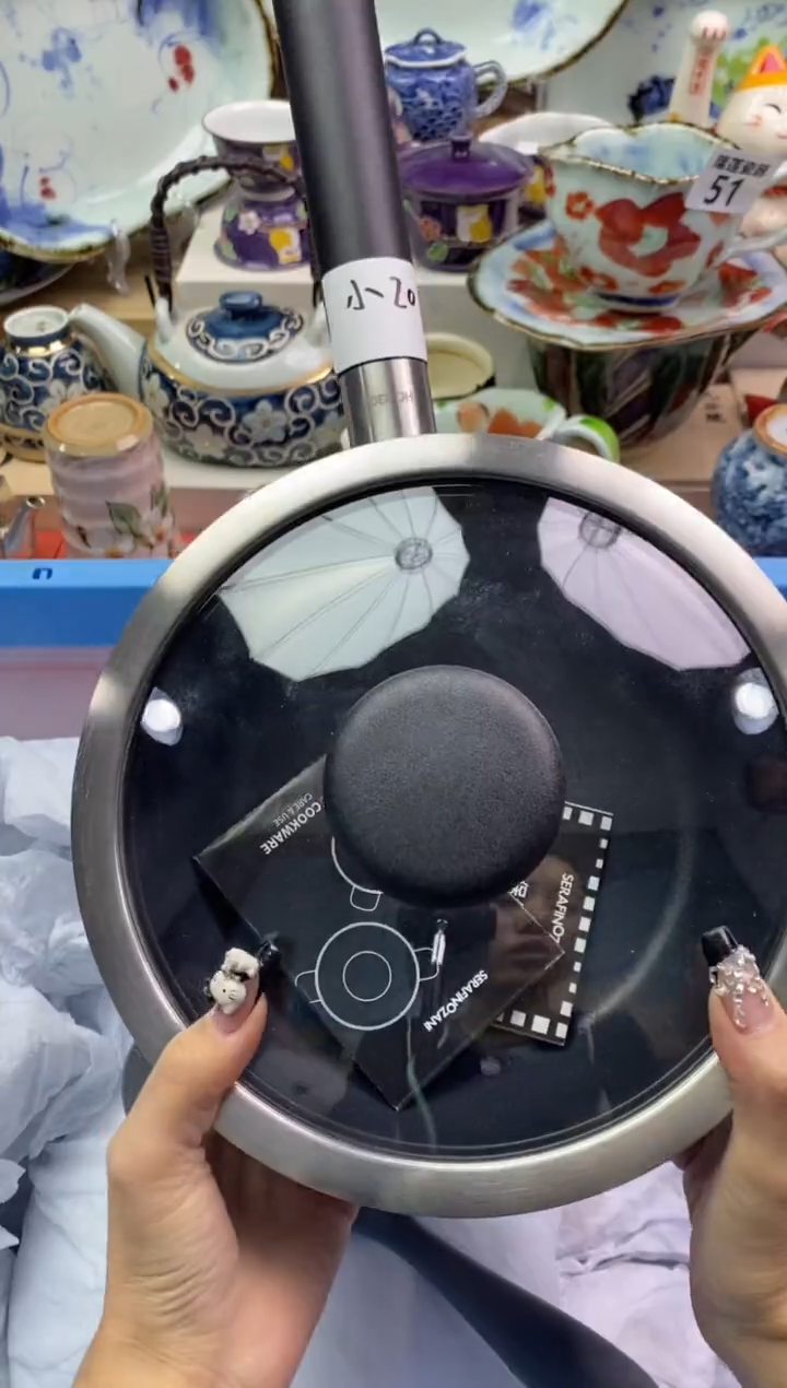 【闪购商品】瓷片隆莲瓷器欢迎大家