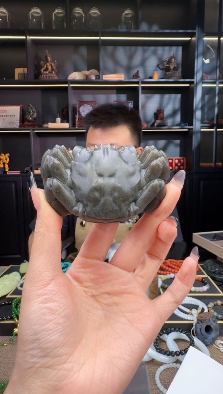 和田玉未镶嵌颈饰炽*螃蟹把件