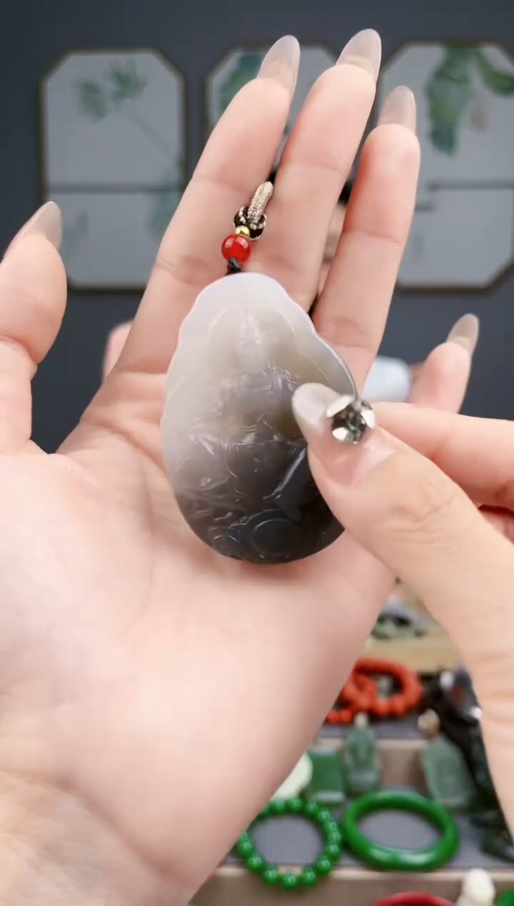 【闪购商品】和田玉颈饰未镶嵌AA多样性发货