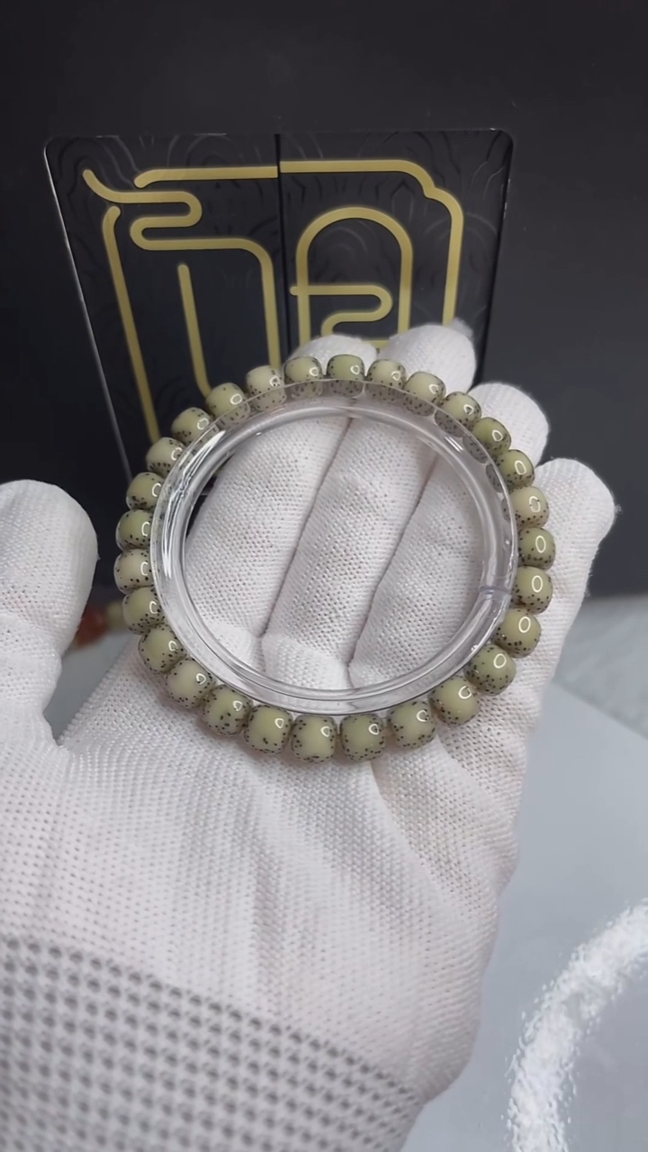 手串星月菩提小驼包8x7.e027