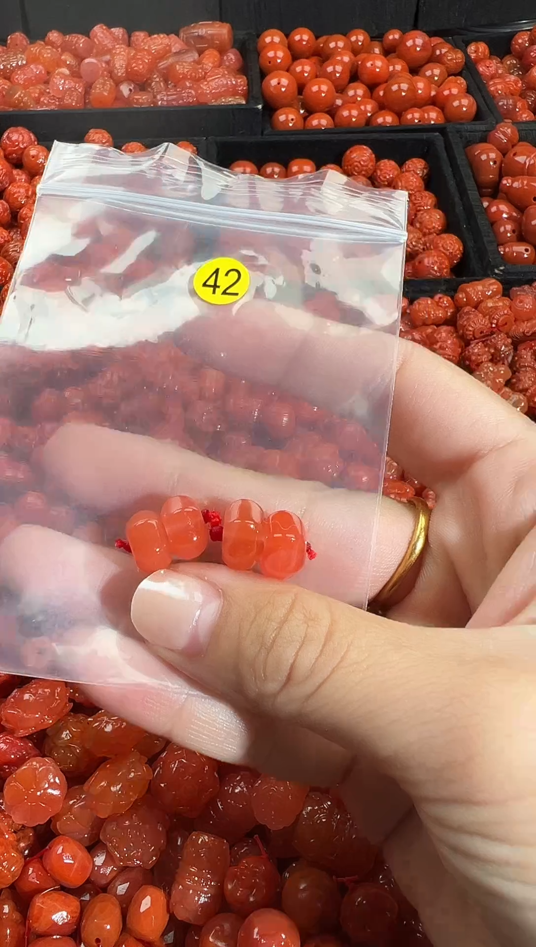 颈饰未镶嵌南红玛瑙1