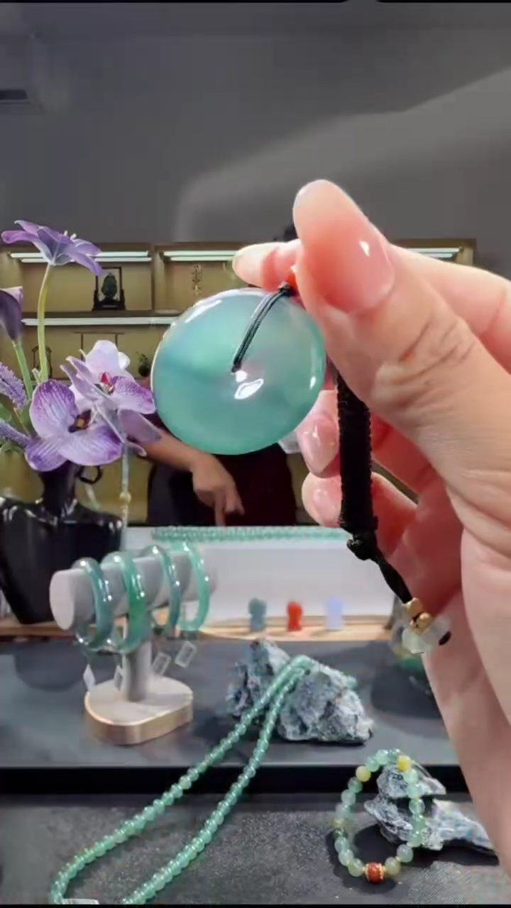 吊坠(不含链)未镶嵌翡翠平安扣