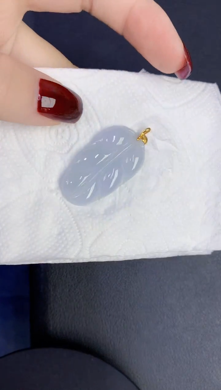 颈饰18K金镶嵌翡翠缅甸天然翡翠A货