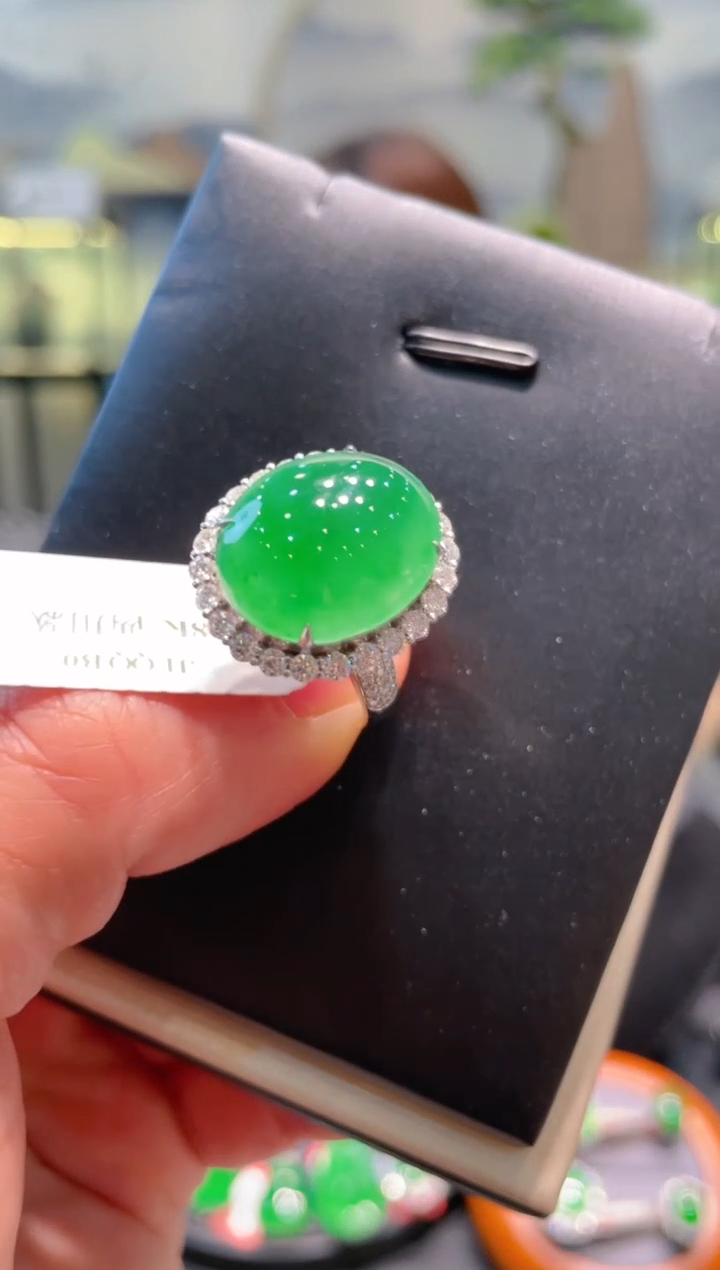 【闪购商品】翡翠颈饰18K金镶嵌A35戒指天然A货翡翠