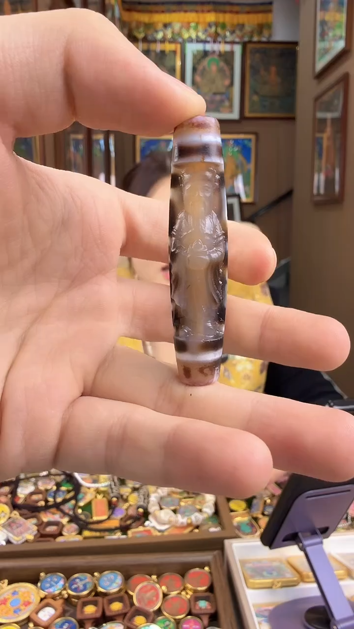 吊坠财神爷天珠-热贡纯手绘唐卡