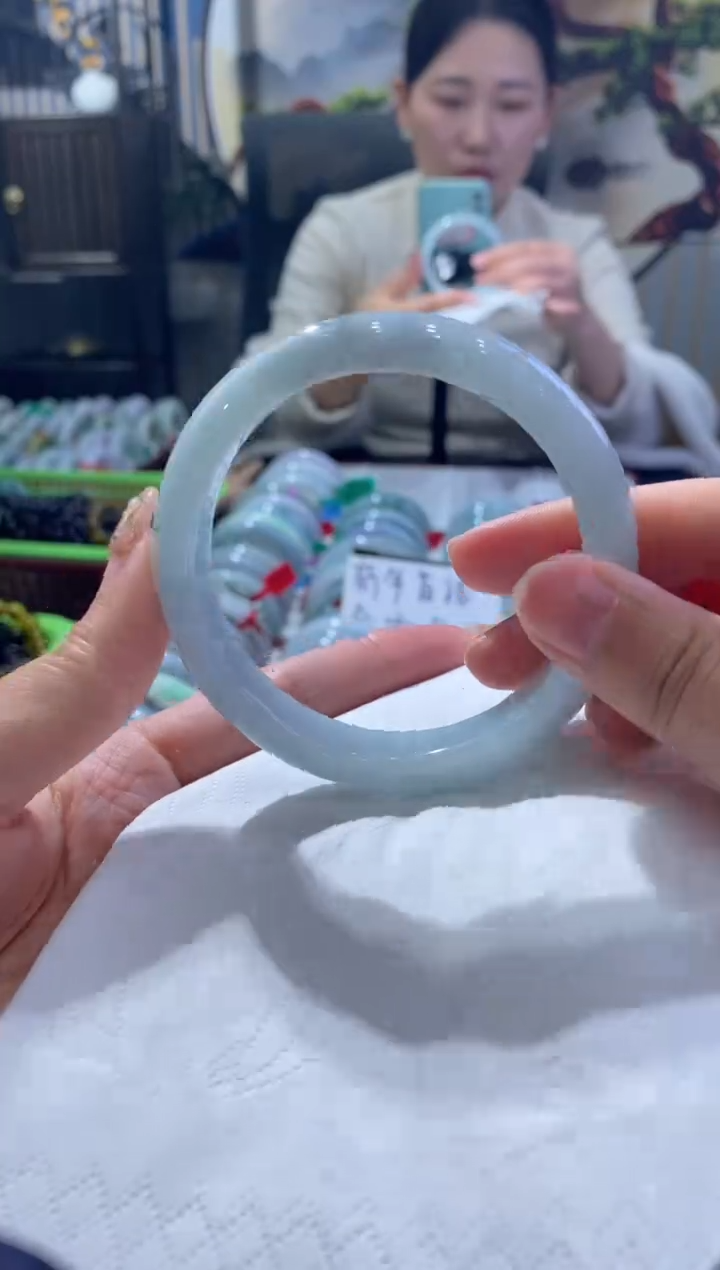 【闪购商品】翡翠手镯未镶嵌00008671
