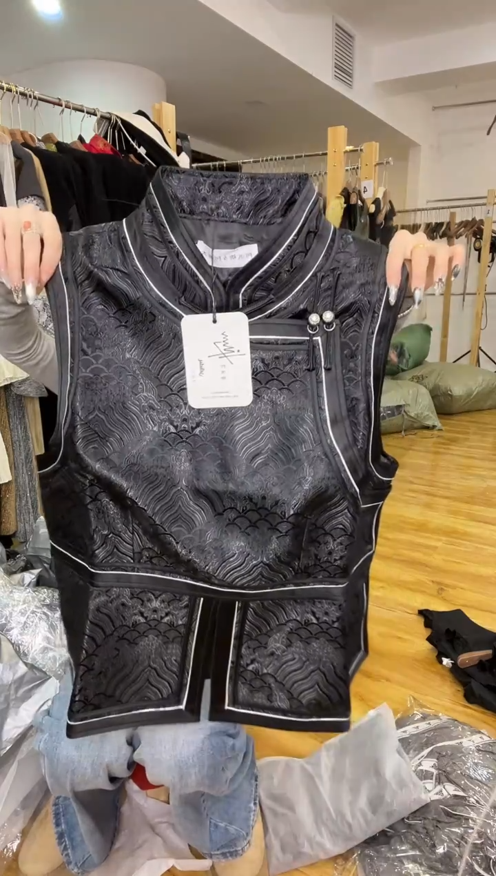 马甲       4XL码    145-155斤