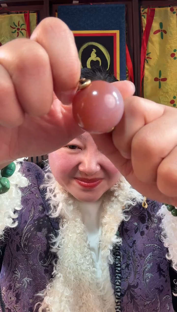 无非金属藏地古珠