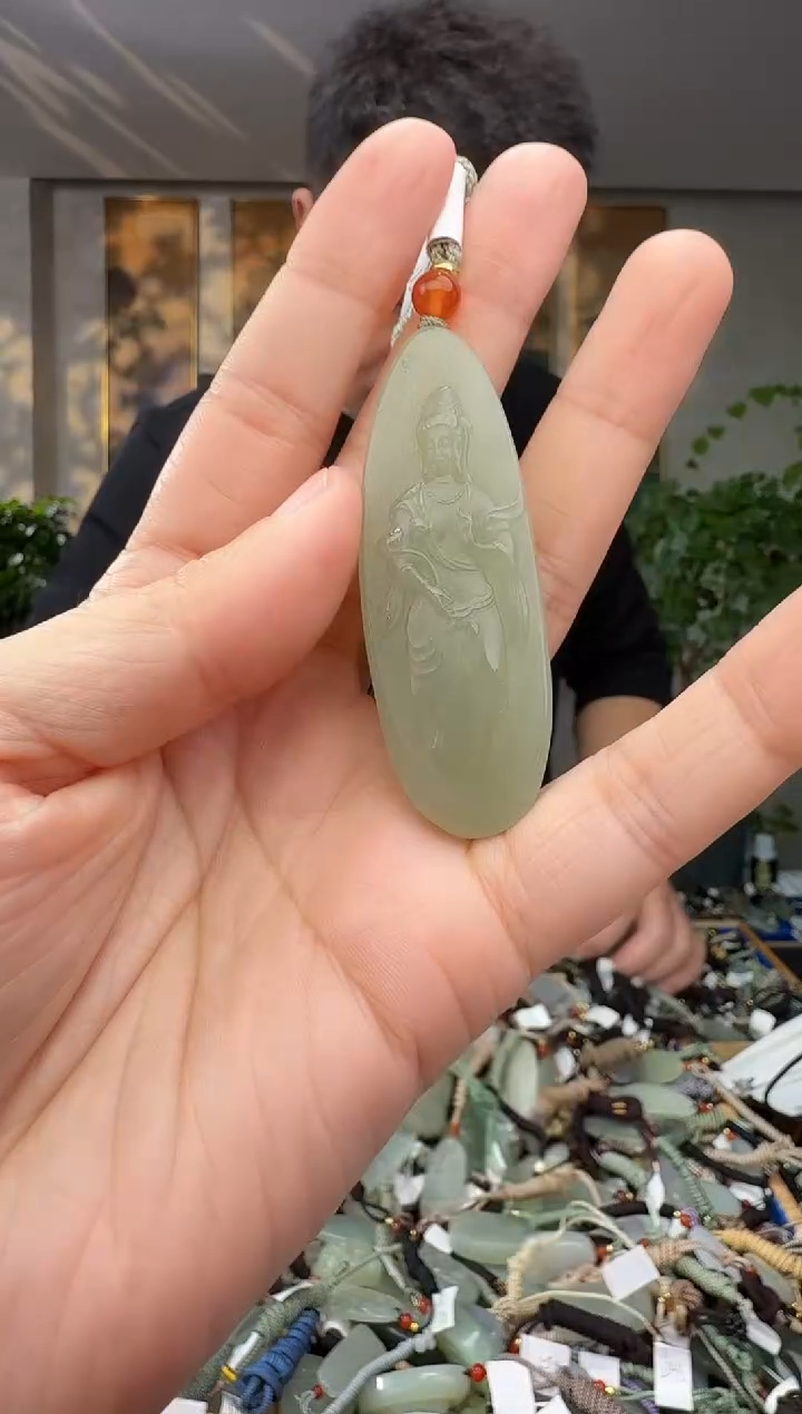 未镶嵌和田玉挂件拍一发一