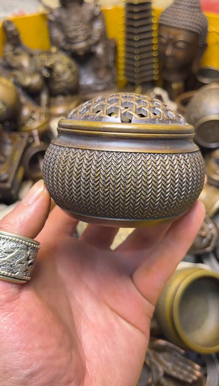 精美铜器，点击下单