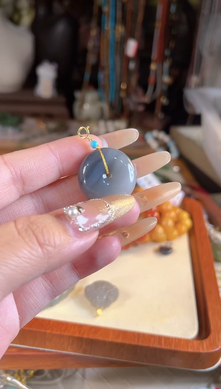 【闪购商品】和田玉吊坠(不含链)银S925镶嵌多样性发货其一