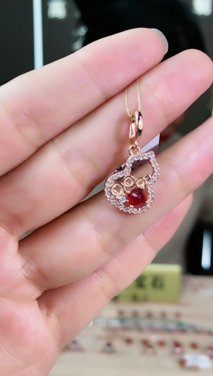 【闪购商品】红宝石颈饰银S925镶嵌颈饰