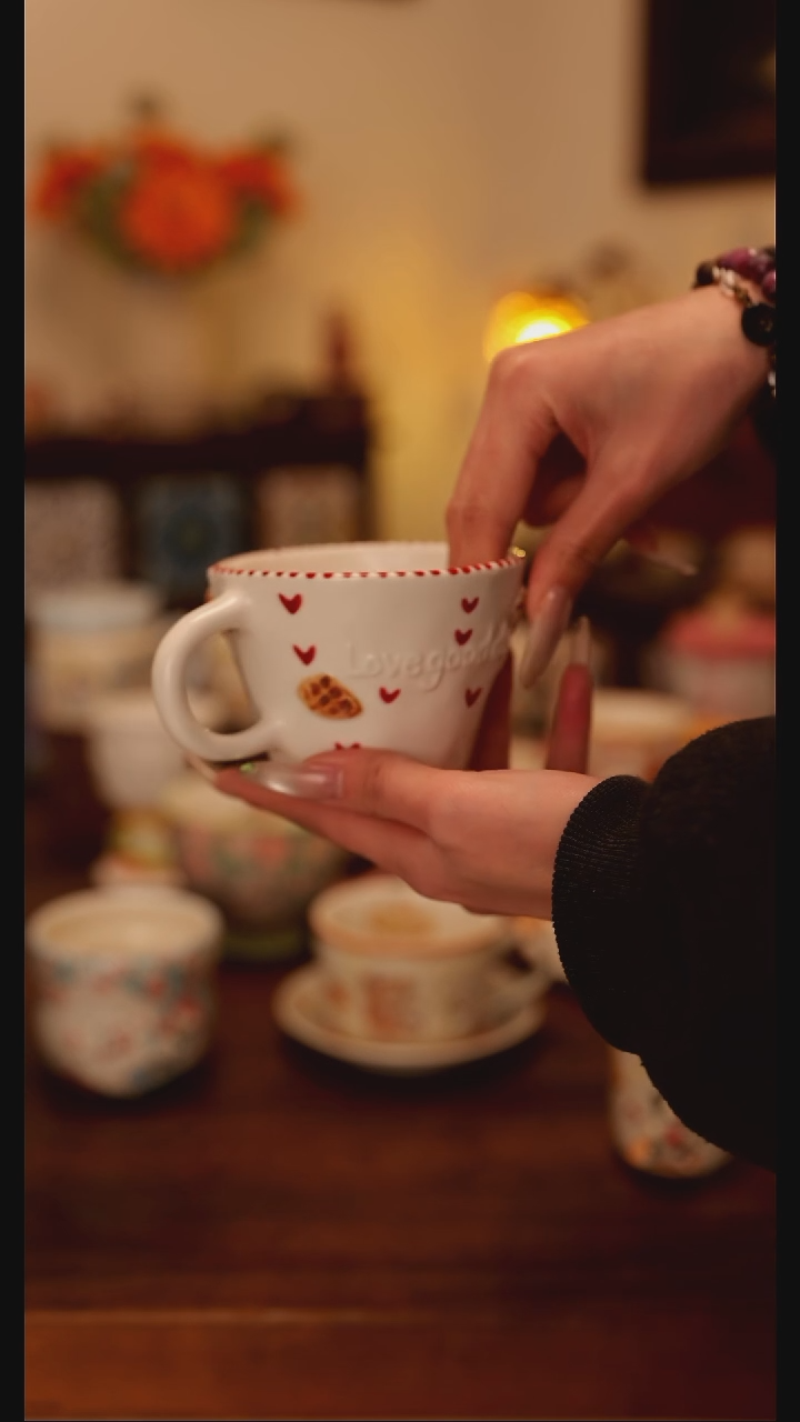 陶瓷手柄款牛角包咖啡杯