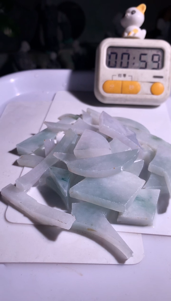 吊坠(不含链)未镶嵌翡翠柔***（Q963