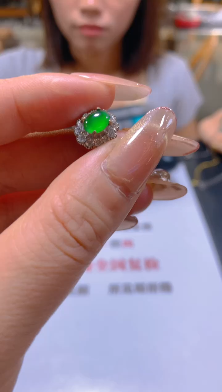 未镶嵌戒指翡翠多样性发一