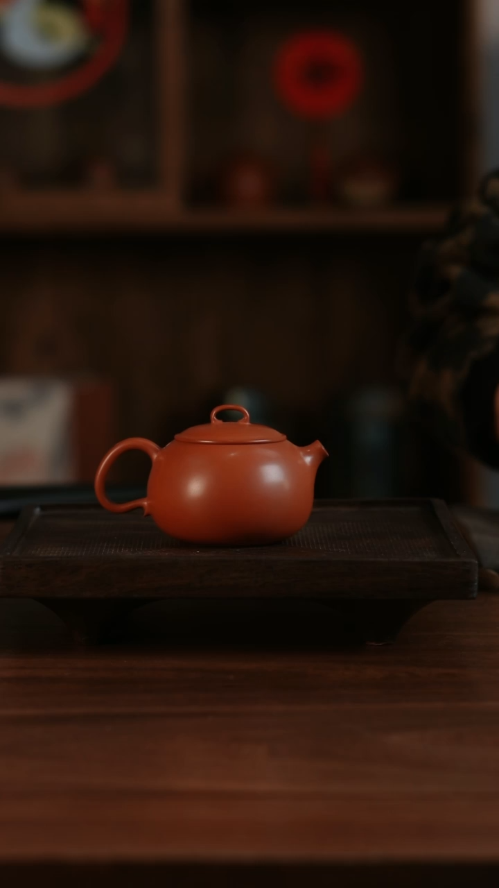 【闪购商品】二生陶作薄胎内推暮春壶 