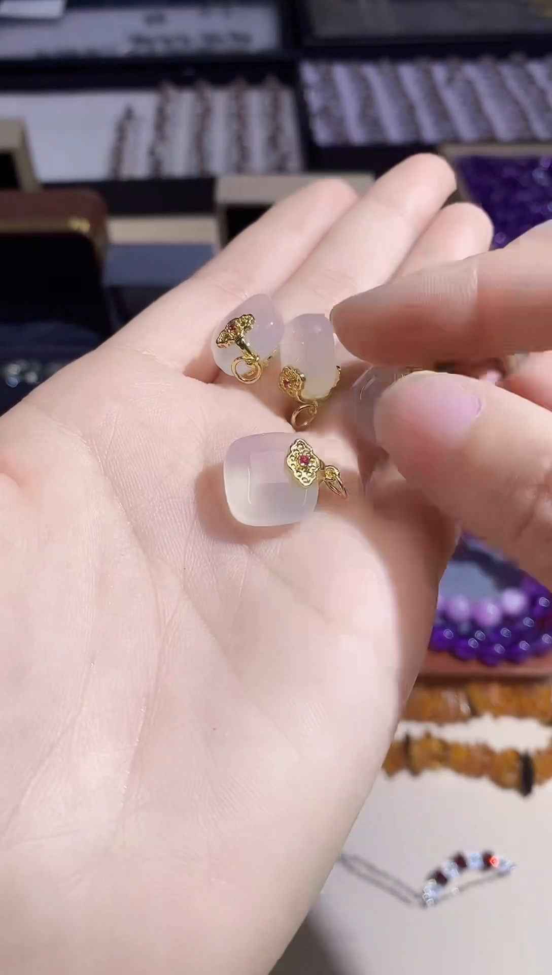 【闪购商品】玛瑙/玉髓吊坠(不含链)未镶嵌多样性 发其一  【49】