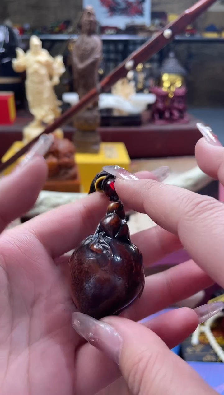 【闪购商品】一一一一一一老蜜桃子