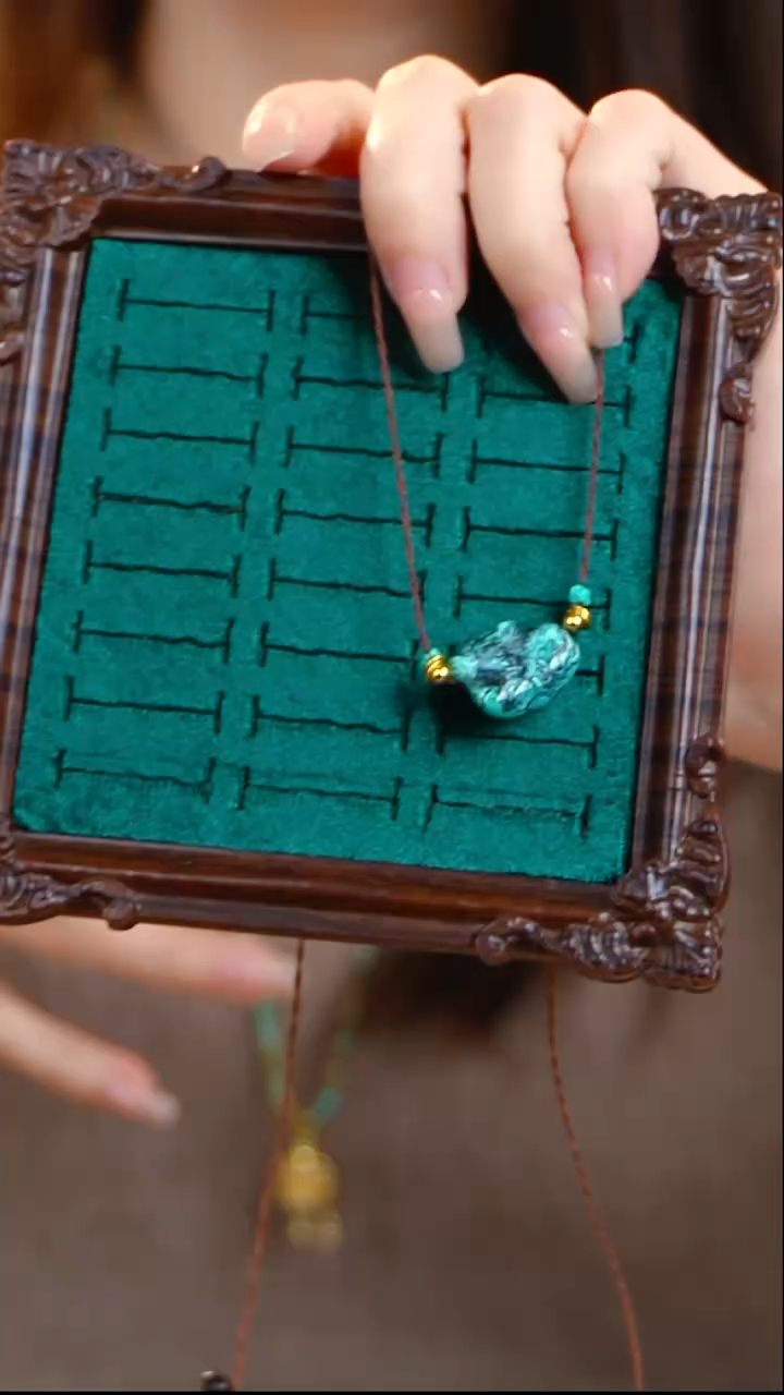 未镶嵌绿松石项链随型