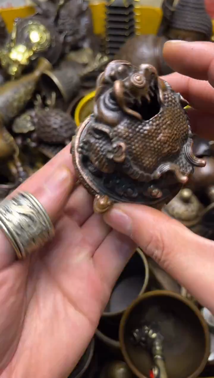 精美铜器，点击下单