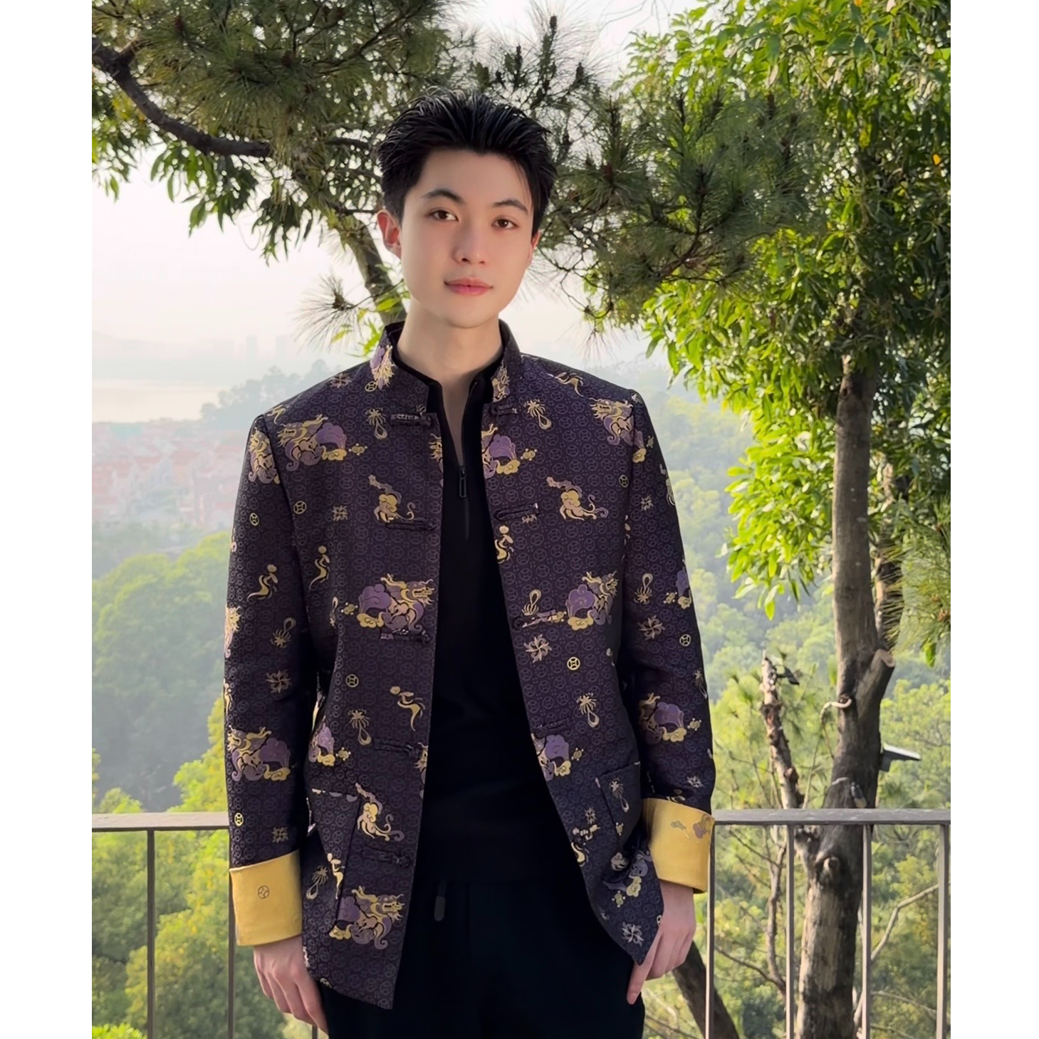 王囡囡 蓝色桑蚕丝龙新中式国风外套（男装） L455