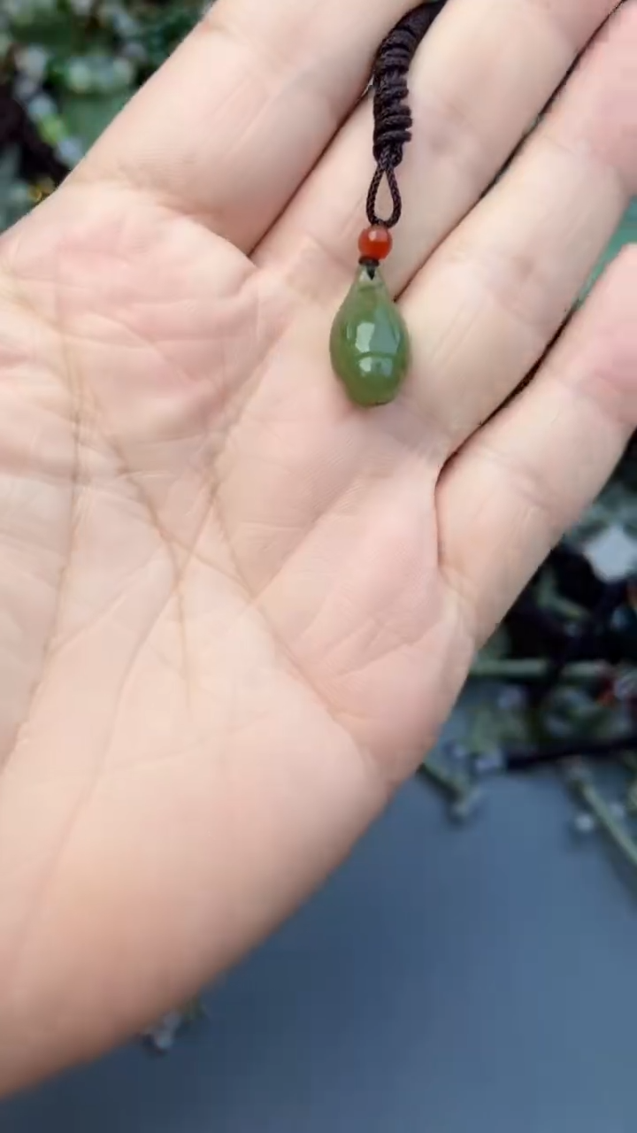 和田玉未镶嵌颈饰多样性发货   拍一发一