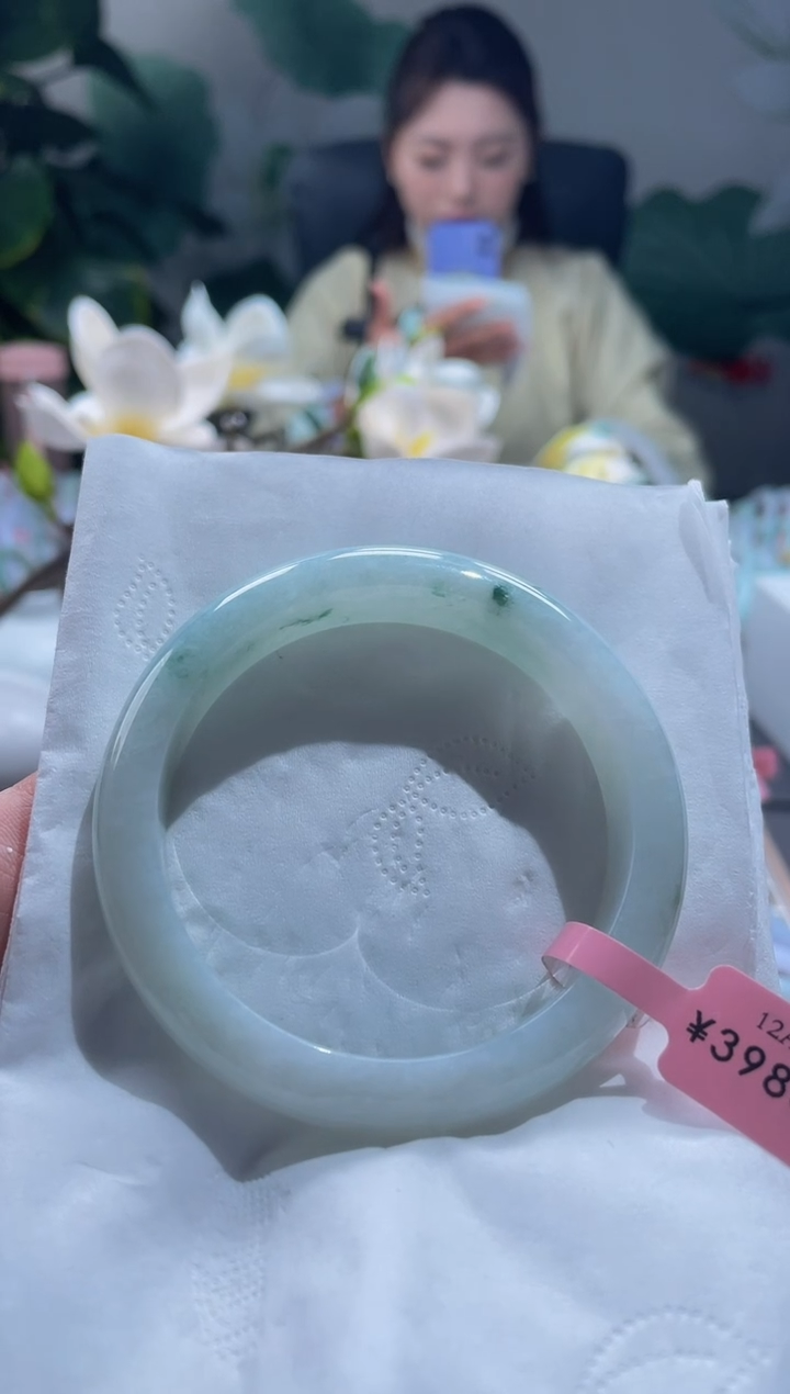 【闪购商品】翡翠手镯未镶嵌304手镯57