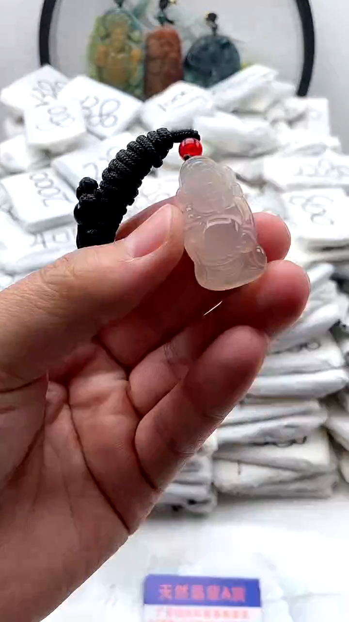 【闪购商品】玛瑙/玉髓颈饰未镶嵌财神