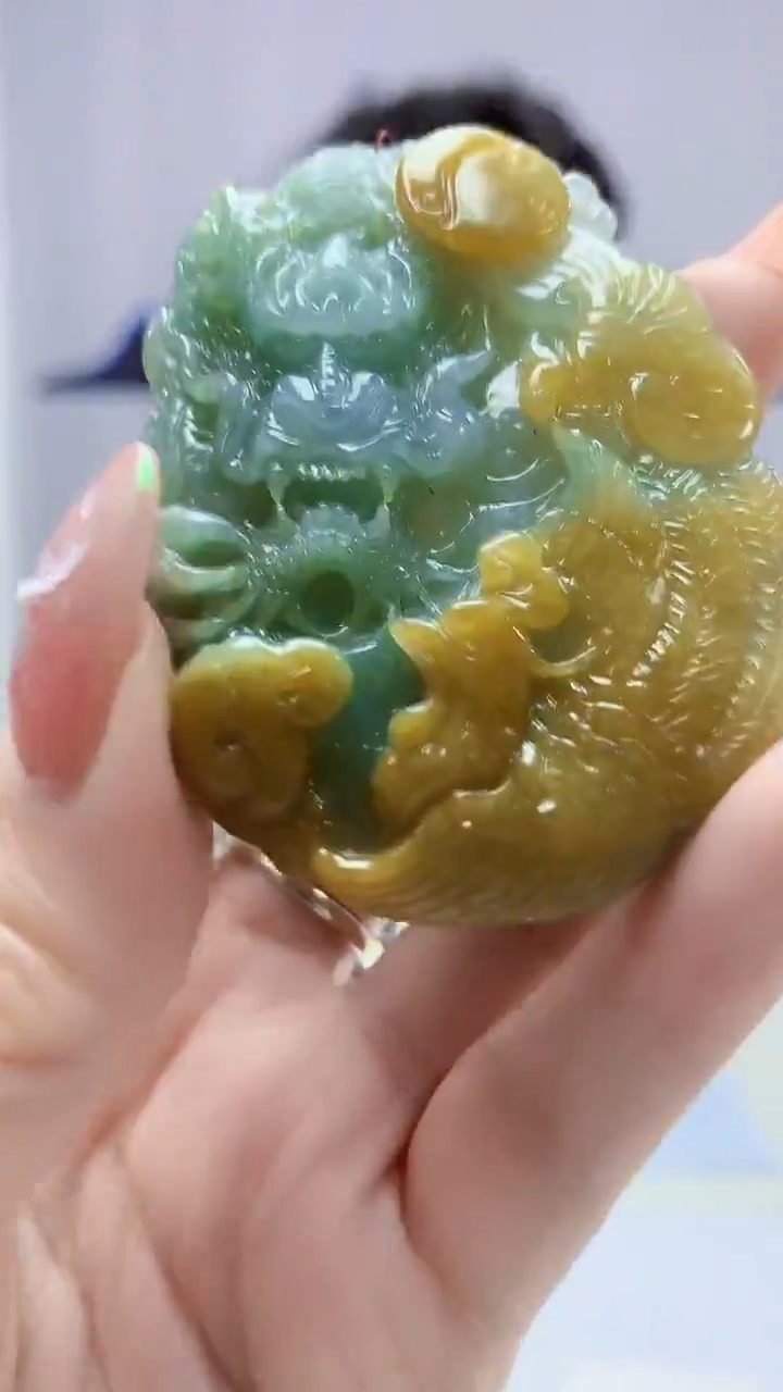 【闪购商品】定制翡翠未镶嵌4688DD-毛货145龙牌赠珠链