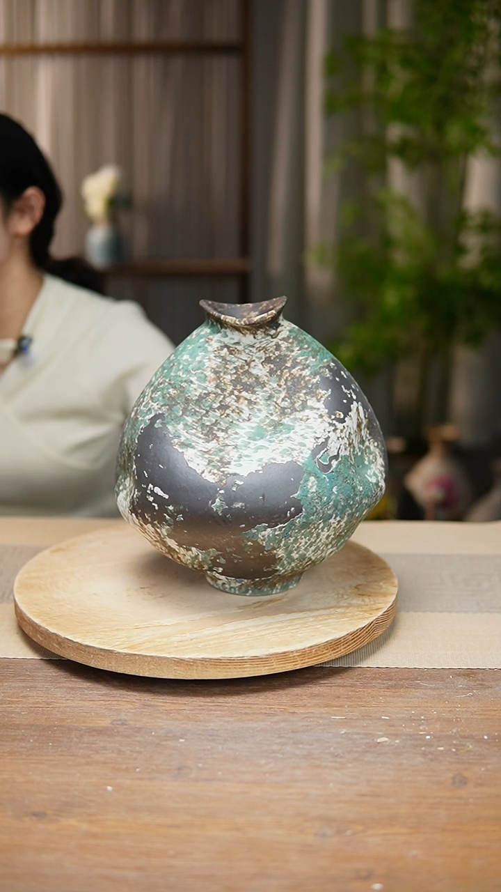 【闪购商品】陶瓷  花器涂鸦绿大肚