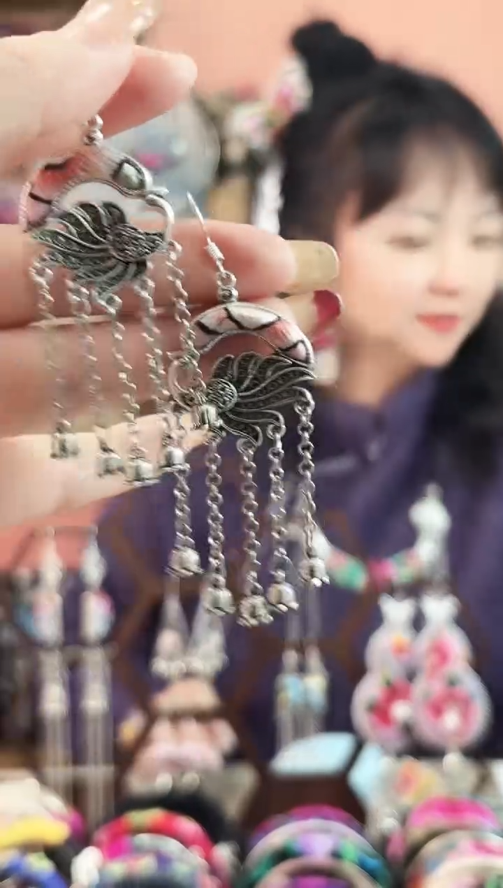 艺枝独绣手工饰品157
