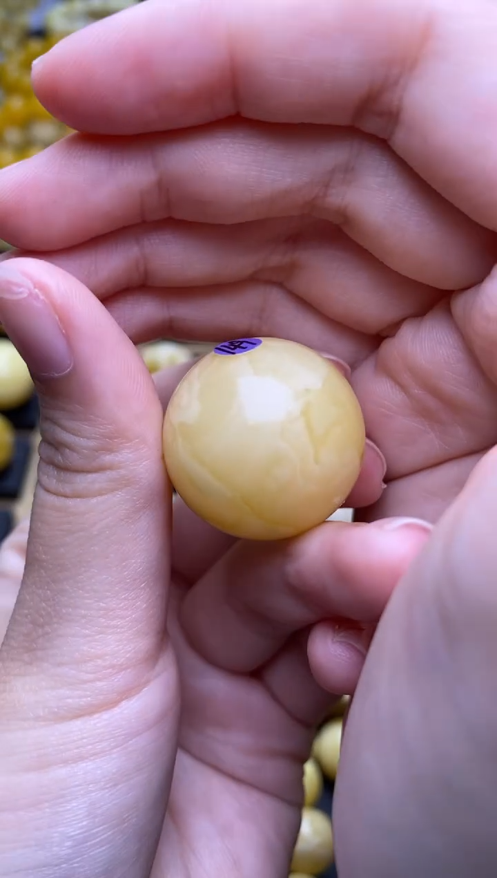 未镶嵌琥珀裸石大小姐珠宝40