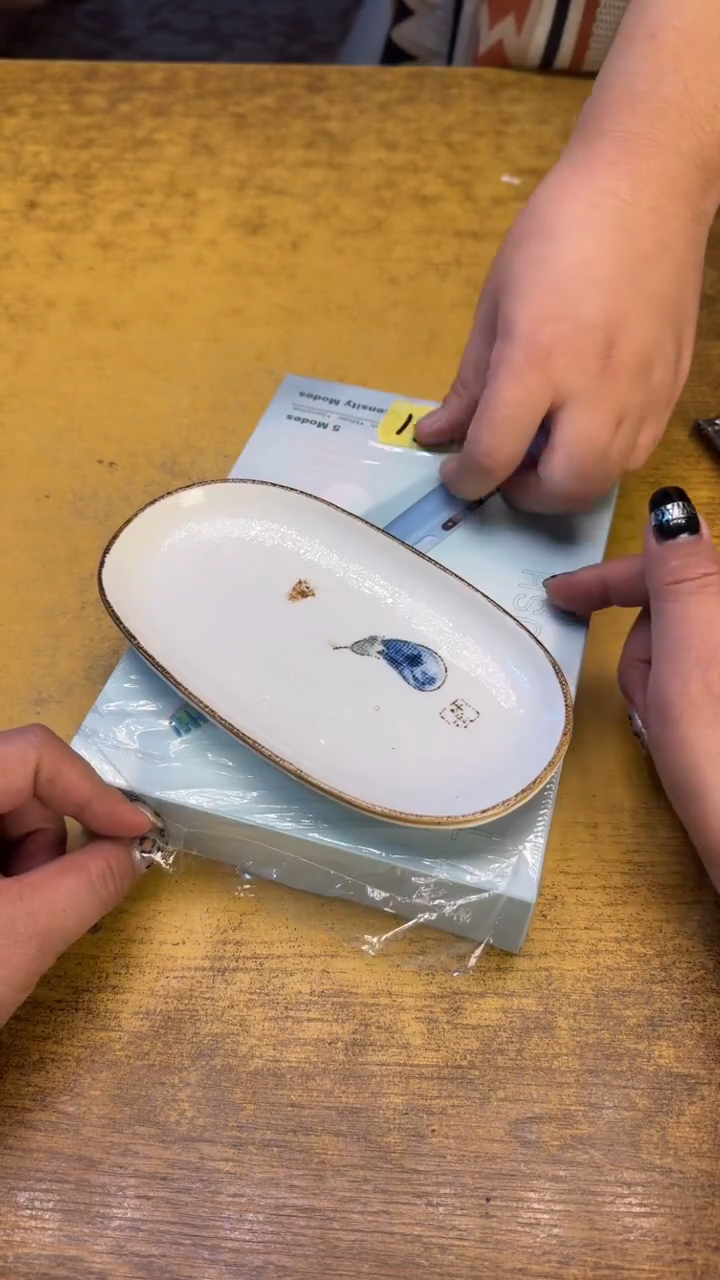 瓷器瓷器瑕疵破破111