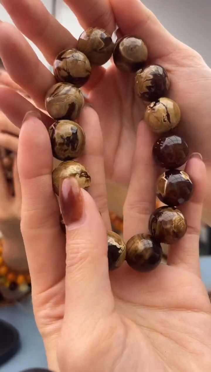 【闪购商品】琥珀珠宝奇石未镶嵌041.17，假一罚十