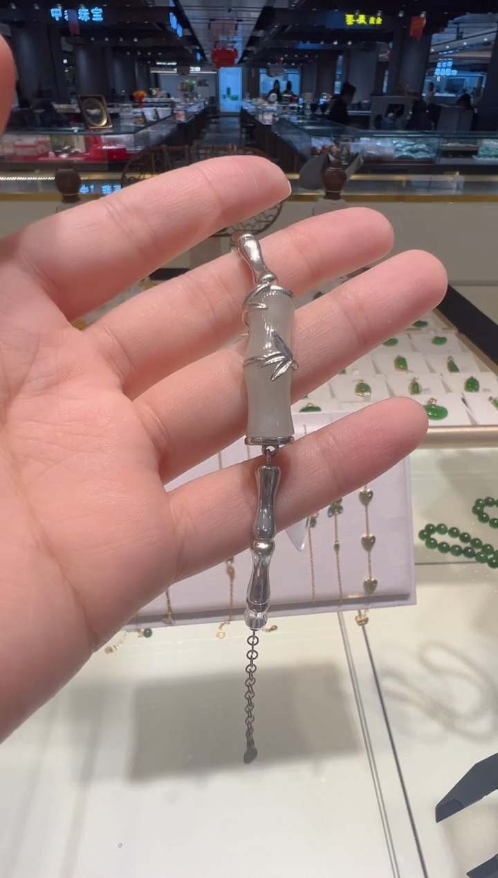 【闪购商品】和田玉手链银S925镶嵌1111